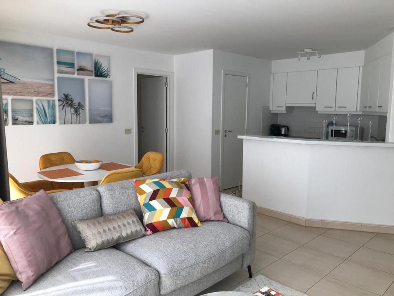Urbanstay Suites - Beachfront Apartment In Knokke المظهر الخارجي الصورة