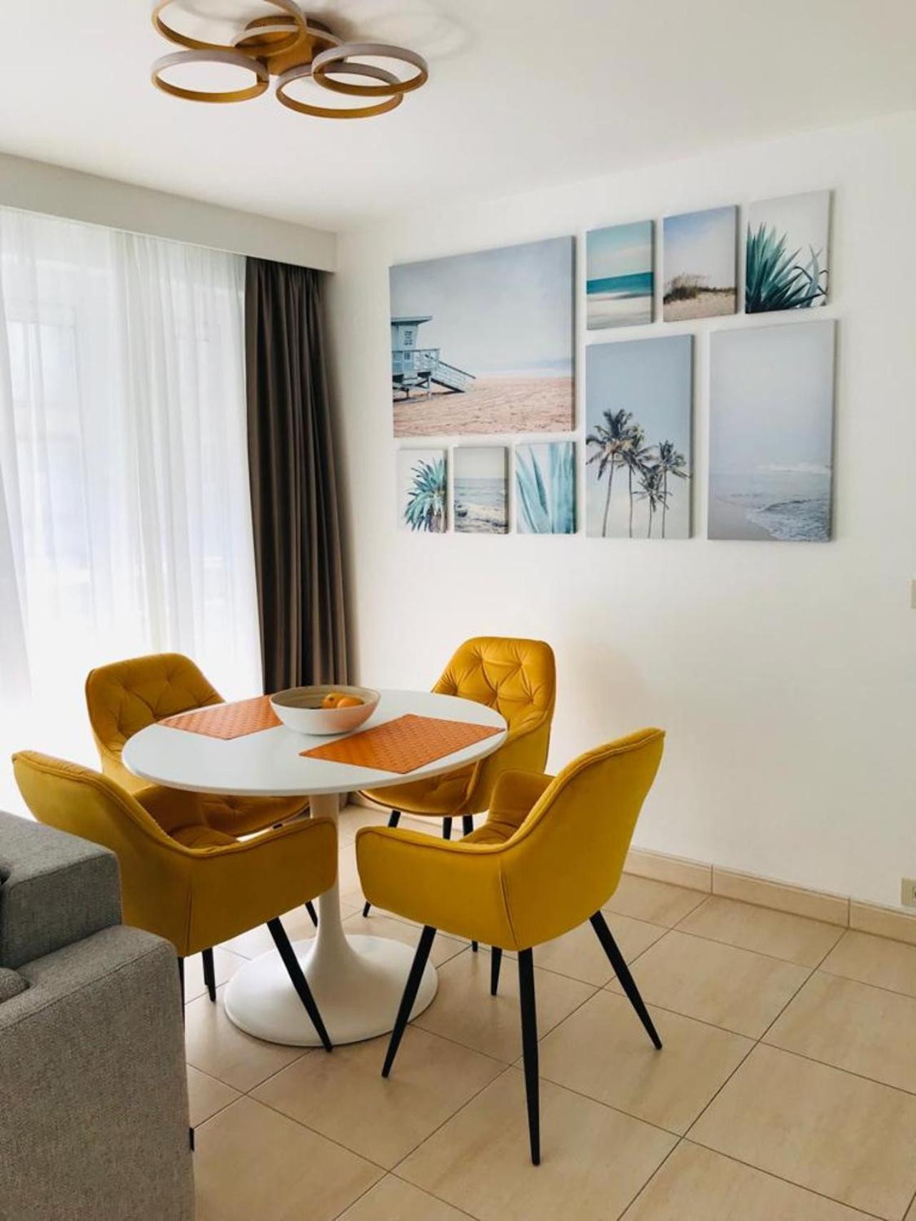 Urbanstay Suites - Beachfront Apartment In Knokke المظهر الخارجي الصورة